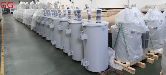 Купить Однофазный трансформатор 15 кВ, устанавливаемый на опоре, с многовольтным выходом и охлаждением ONAN для распределения электроэнергии online manufacture